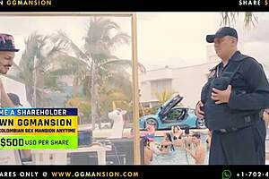 Latina and Blonde on Knees Finger Brunette's Big Ass