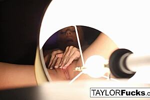 Taylor vixen masturbating in hotel room