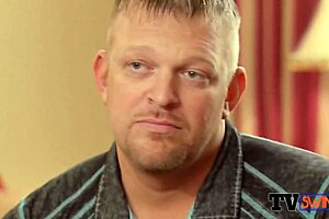 Guys squeeze and kiss ladies' boobs in amateur swingers casting interview 😏