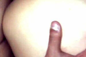 Esposa compartida con desconocido en bar swinger