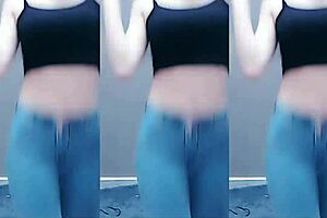 i saw this cute chinese girl dancing and her ass is so sexy shaking