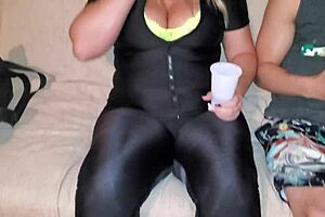 尼科利斯的这个派对要变成狂野群交！与帕梅拉和家伙们