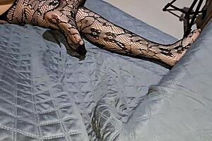 el regalo de navidad no es un juguete hermanastra?