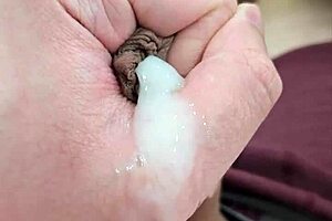 are you crazy with desire for bisexual twink solo action?