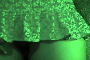 jeny smith teasingly flashes under her mini skirt in public