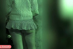 jeny smith teasingly flashes under her mini skirt in public