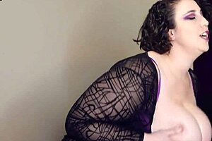 Kitty In Pov With Pornstar