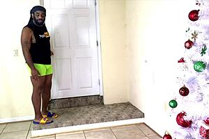 Nina Rivera Gives Don Whoe a Special Christmas Present