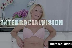 big boobed milf bethie lova stuffed with bbc 😍