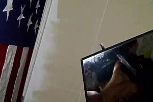 Gets wet and messy for Amateur lady