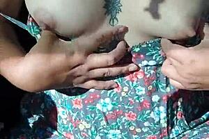 i'm stripping naked in my moving car to show off in public