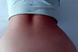 The sborra on the culo in couple video