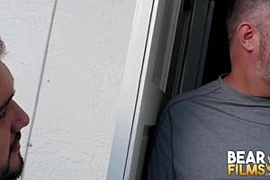 Watch Tony Marks get sucked by Alesgi Cage!