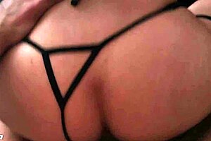 Found Something More Interesting Than PC, I'm A Slut 😈