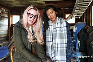 Ersties hanna takes anal dildo from jin