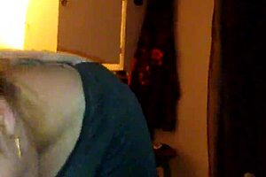 chelsey deepthroats my big cock like a pro amateur 😏