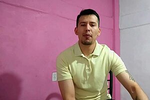 mi primo y yo nos follamos a escondidas nos mamamos el culo y la verga y nos penetramos relato sexual