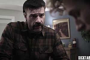 Bad Guy Meets Wet Latina After Intimate Encounter