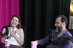 Reh Queen discusses non-monogamous relationships.