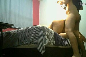 Hire Luna the Venezuelan for cheap dances with her big ass.