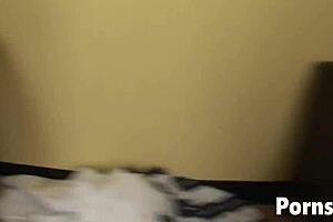 Sexy Mya Luanna gets facial