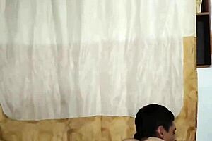 asi de caliente soy jugando con mi culo?