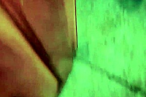 Apurate hijastro meteme la verga estoy arrecha madrastra cachonda latina tiene sexo con su hijastro aprovechando que no ahi nadie en casa sexo real casero amateur