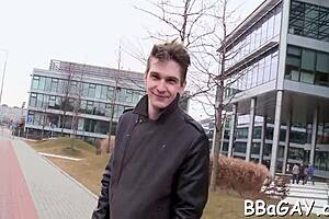 Aksi pria homo bikin aku horny banget