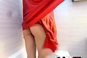 Supergirl save the day and recive a orgasm