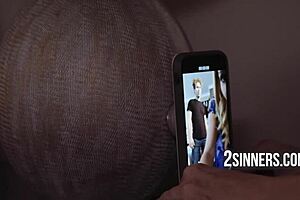 i saw this petite blonde milf making a compelling argument with her pussy, it's so seductive!