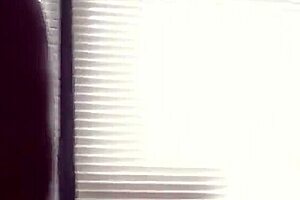 Here is ebony beauty revealing her enormous backside in Minneapolis