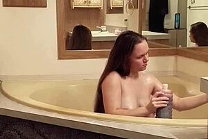 Bathtime Relaxation With Pregnant Wife Shadebunny