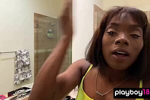 Ebony goddess ana foxx fingers her pussy in lingerie