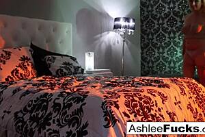 i'm hot solo masturbating with ashlee graham.