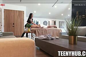 Jasmine wilde gives blowjob in hotel livestream with donnie rock