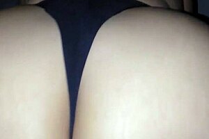 Curvy fat ass riding big cock homemade