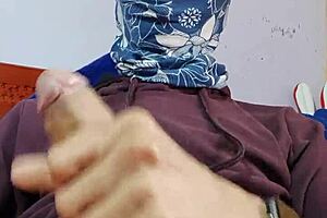 Hot Teen Wants to Fuck!