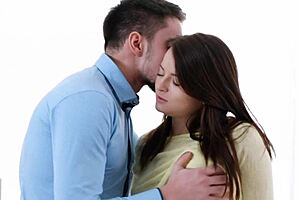 sister gets her pussy licked and fucked for creampie