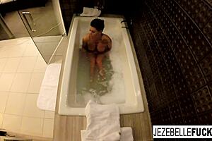 i'm sexy jezebelle bond, filming myself masturbating in the bath.