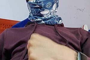 Hot Teen Wants to Fuck!