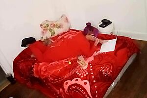 Kamora Rose works from home, but her hands are busy elsewhere.