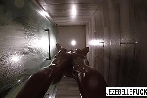 i'm sexy jezebelle bond, filming myself masturbating in the bath.