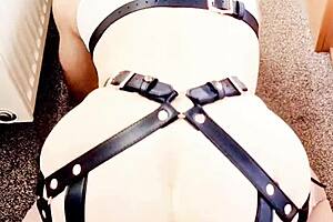 Hekate rides her big ass with dildo