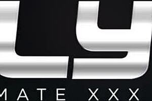 i'm watchin aj applegate givin billy glide a sloppy handjob and blowjob