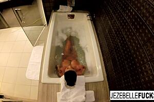 i'm sexy jezebelle bond, filming myself masturbating in the bath.
