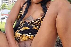 hey, watch this public squirting on the sao francisco beach