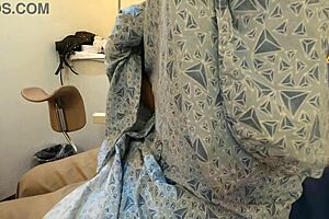 dayanara pumps milk from tits in casual fetish video