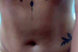 Hot Sister-in-Law's Passionate Blowjob and Creampie Encounter