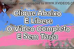 Brazilian webcam girl debora fantine shows sexy panties