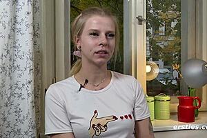 i pixie play with heart shaped butt plug, feeling sexy clit sensations